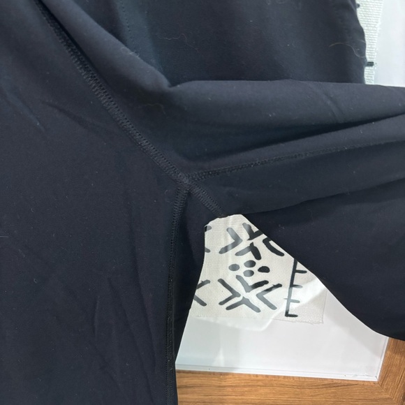 Carbon38 Joggers - Picture 4 of 6